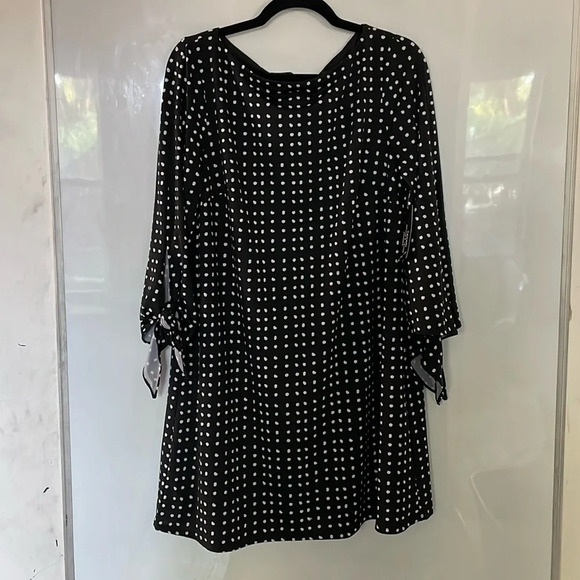 Tahari Black and White Polka Dot Dress Size 12 NWT - Picture 1 of 8